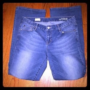 Woman’s gap 1969 boot cut jeans sz 32